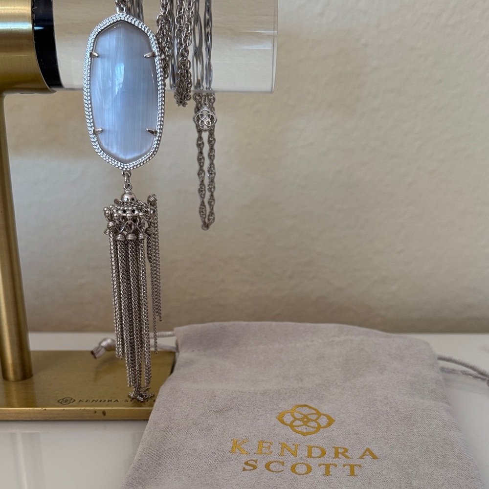 Kendra Scott  lariat SilverTassel Necklace  with dust bag !! New